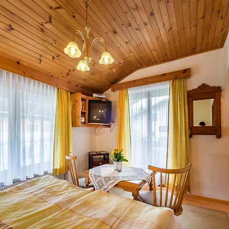 Апартаменти Vintage In Near Area