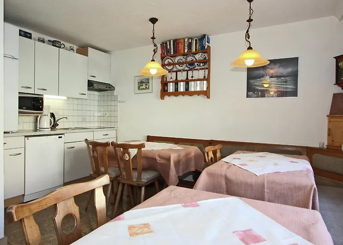 Vintage In Near Area Fügen