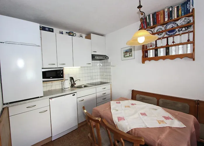 Vintage In Near Area Fügen